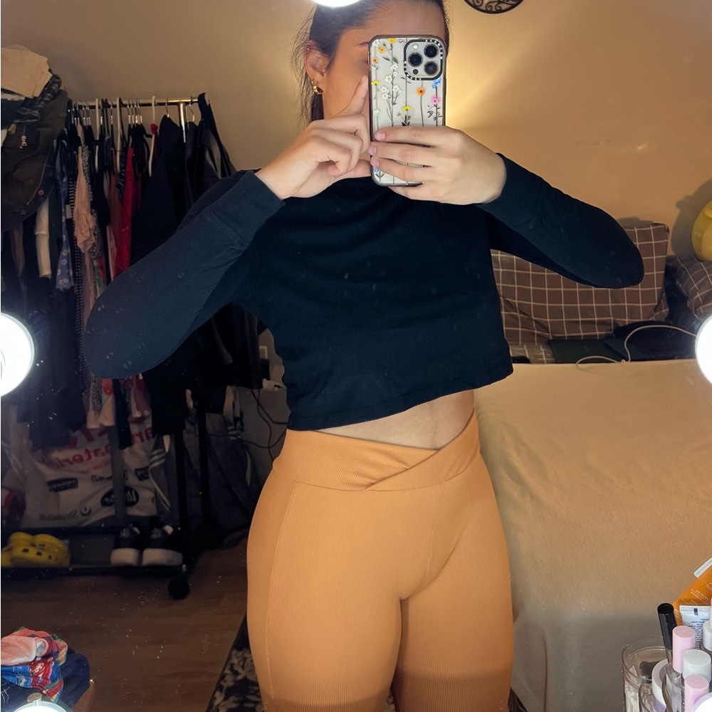 mustard yellow v front flare leggings